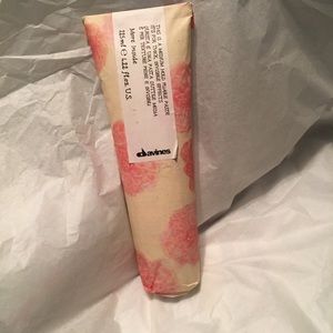 Davines This is A Medium hold pliable paste! New